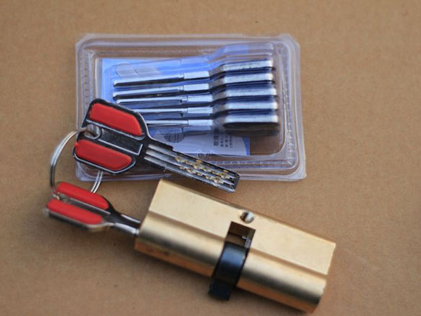 滦县24小时上门开锁公司